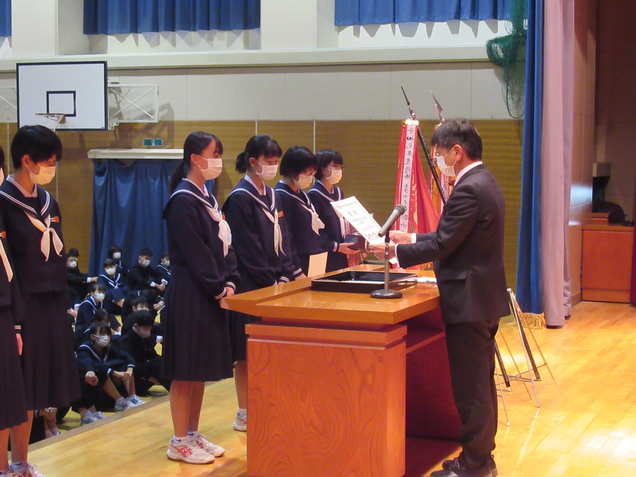 2020年12月24日 – 魚津市立東部中学校